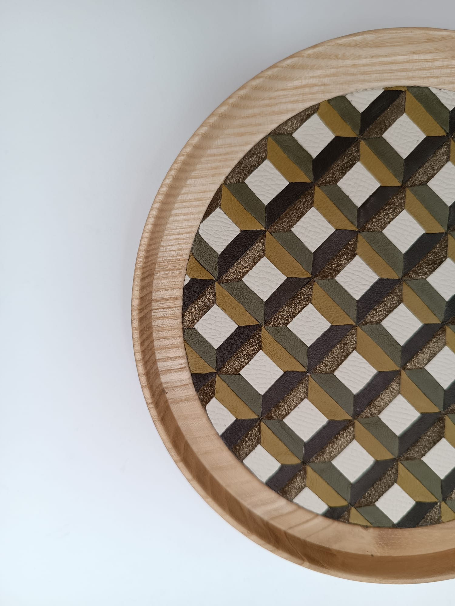 04BADB31-D3FF-459B-B565-83BF7CF71990