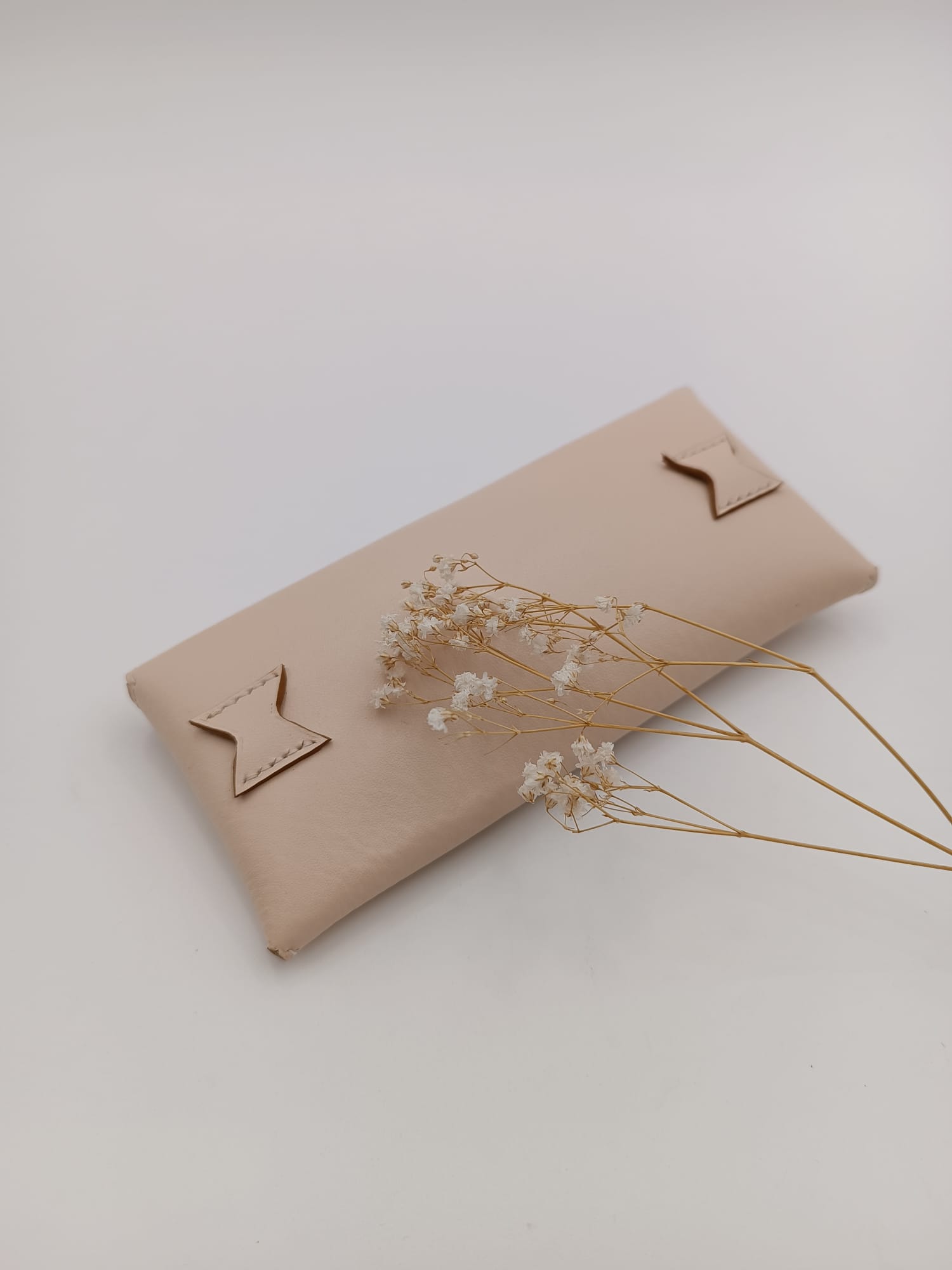 0D506A92-7AAF-483B-A4CE-2622376B4B32