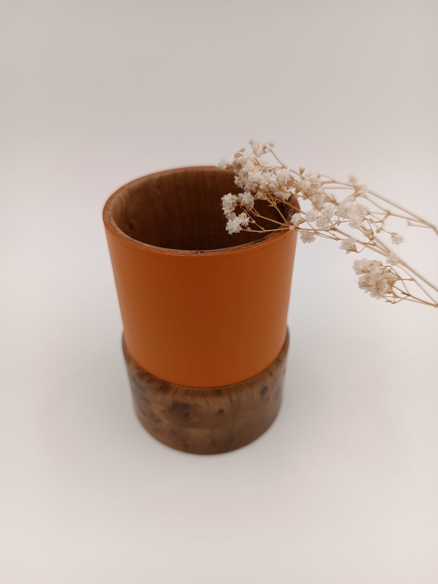 C2305B2E-41A1-48F2-88AA-69C86DBC6E45